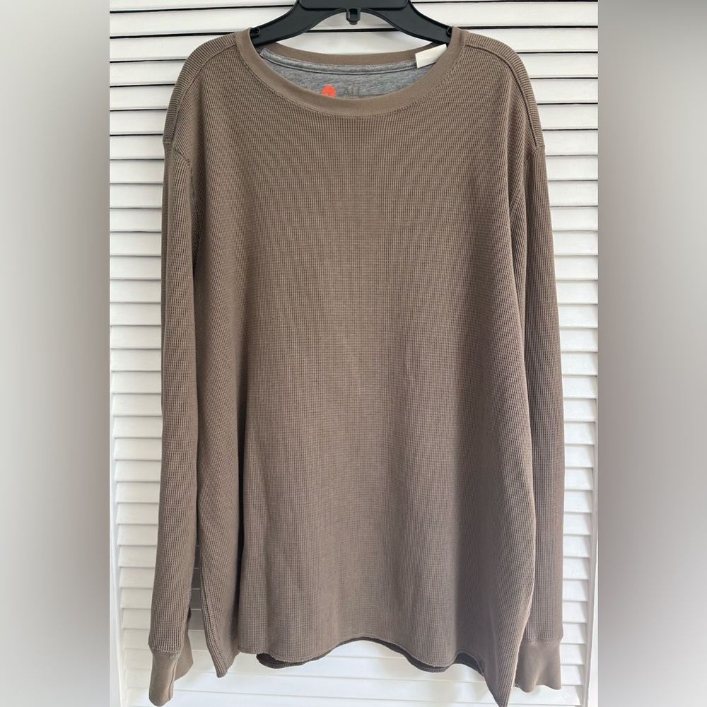 Like New RCG Men’s Brown DriFit Thermal Long Sleeve Shirt